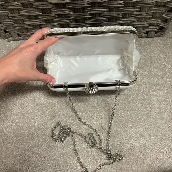 BRIDE beaded white clutch purse bag “bridal” wedding - Picture 4 of 5